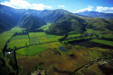 Ecuador-Highlands-Andean Mountain Ride